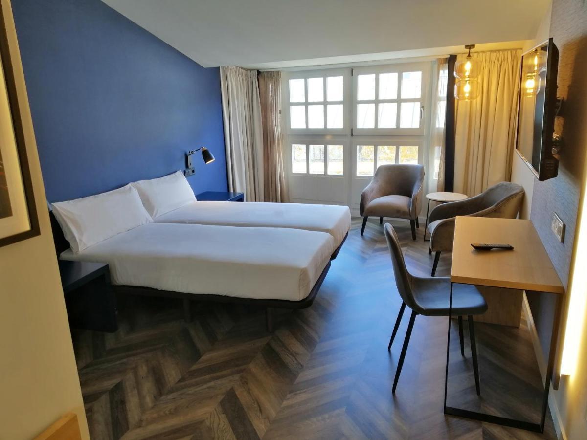 Hotel Alda Galeria Coruna Ngoại thất bức ảnh