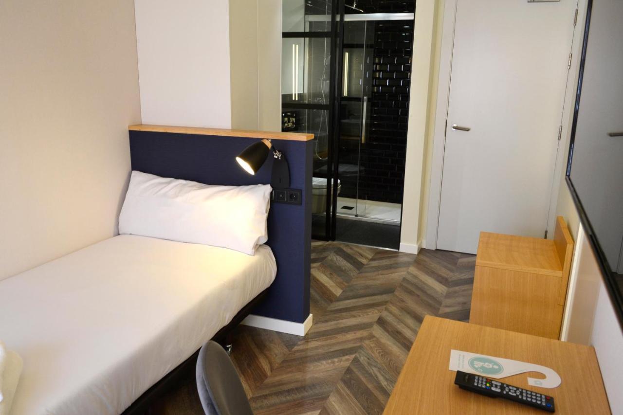 Hotel Alda Galeria Coruna Ngoại thất bức ảnh